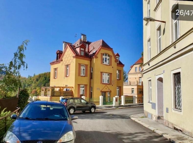 Romanceart Apartments Karlovy Vary Bagian luar foto