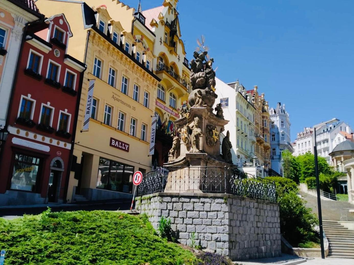 Romanceart Apartments Karlovy Vary Bagian luar foto