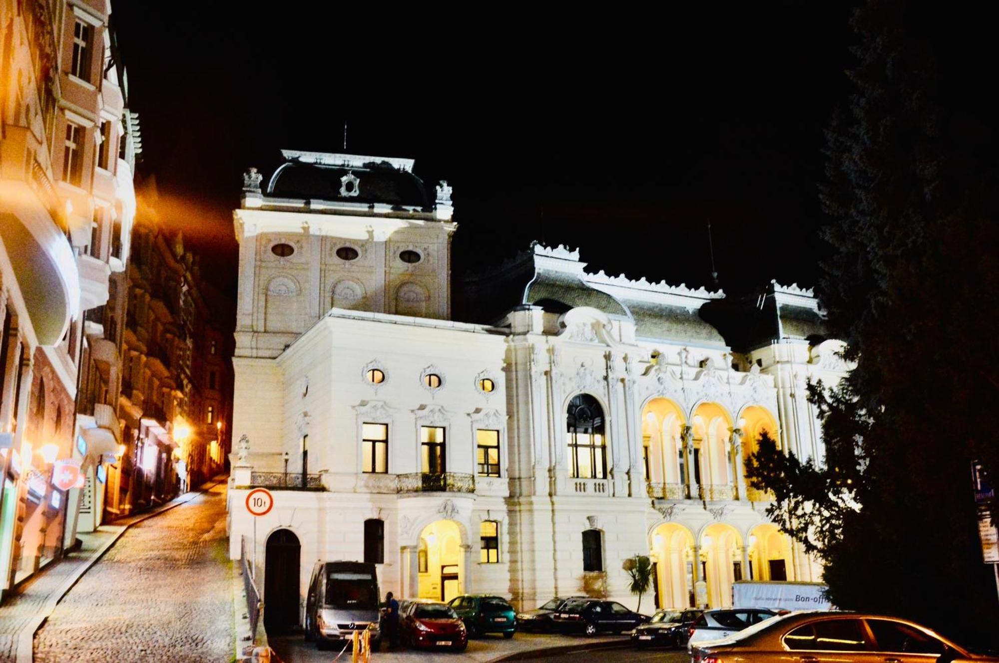 Romanceart Apartments Karlovy Vary Bagian luar foto
