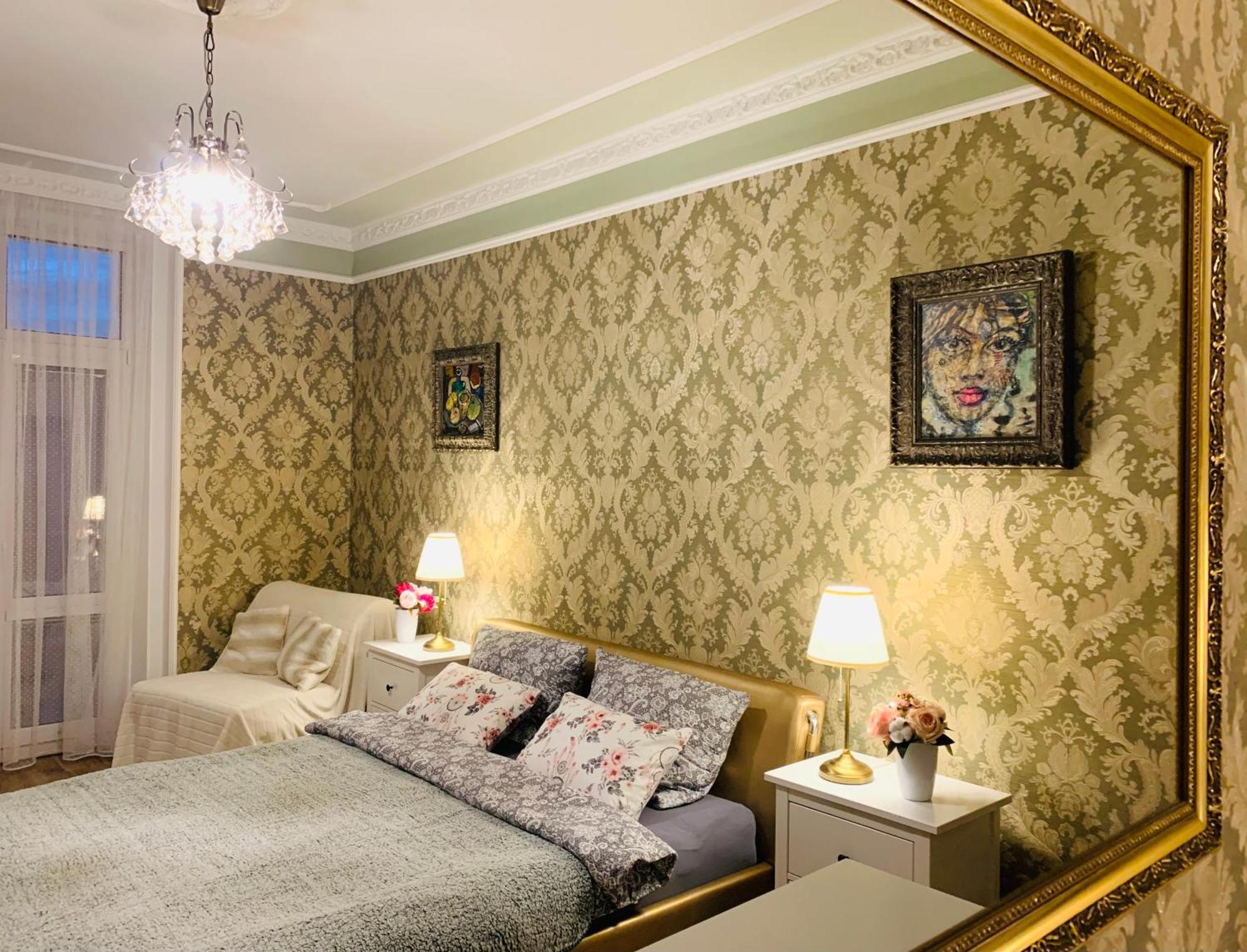 Romanceart Apartments Karlovy Vary Bagian luar foto